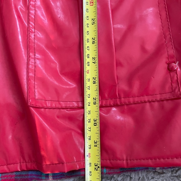Slippery When Wet Vintage Raincoat - Picture 3 of 10